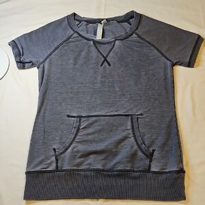 Green Tea Blue Short Sleeve Pockets Pullover Activewear Top Size Small